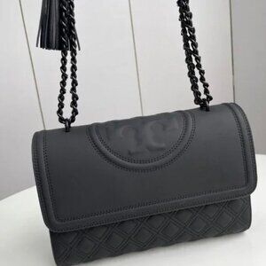 Tory Burch Fleming Shoulder bag